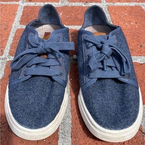 OluKai Pehuea Li - Size 6 Eur 36